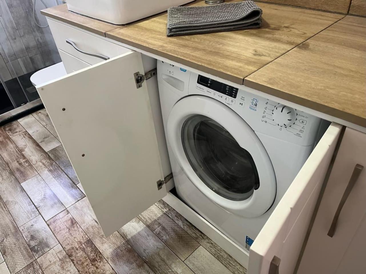 Apartamento 3 Hab Con Parking Junto A La Playa Nerja Eksteriør bilde
