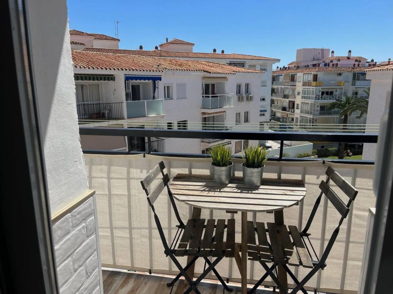 Apartamento 3 Hab Con Parking Junto A La Playa Nerja Eksteriør bilde